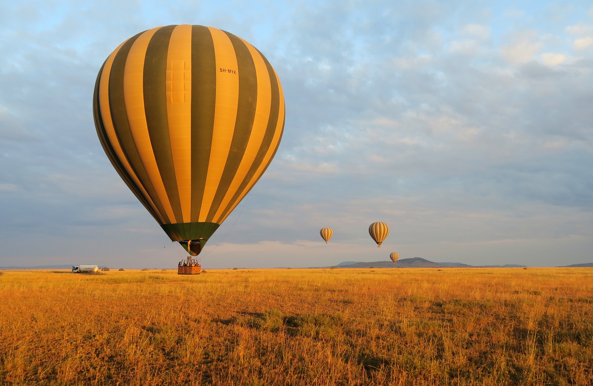 Hot air ballon over Serengeti Tanzania Hot air ballon over Serengeti Tanzania
